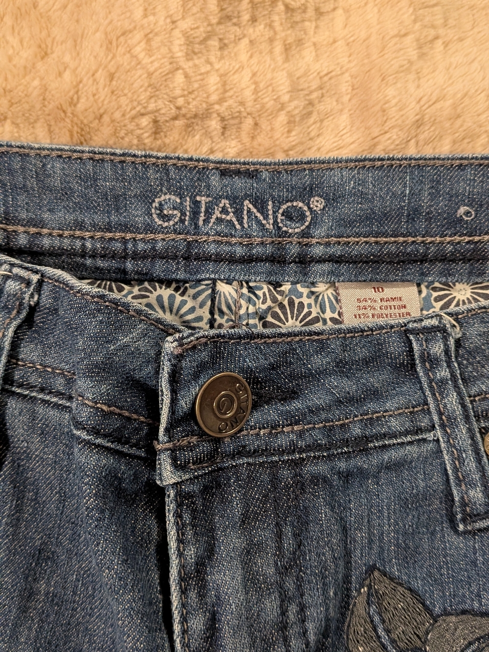 Gitano Women’s Medium Blue Denim Jeans with Floral Pocket Accent